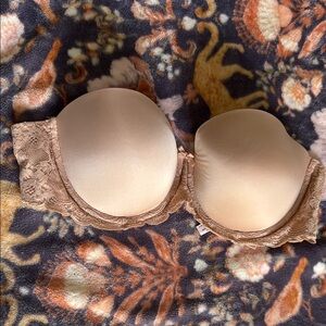 Victoria's Secret Tan Lace Trim Bra